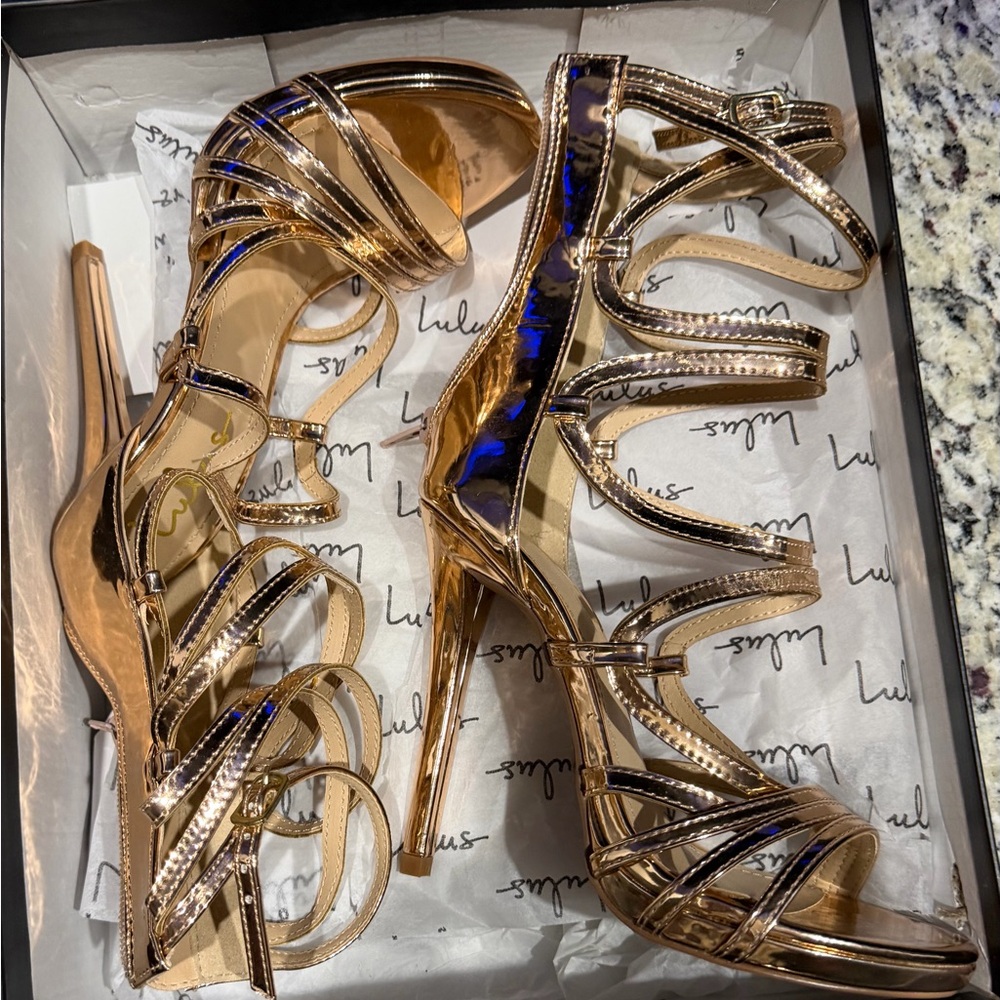 Lulu's Rose Gold Heels excellent condition to New - Picture 4 of 5